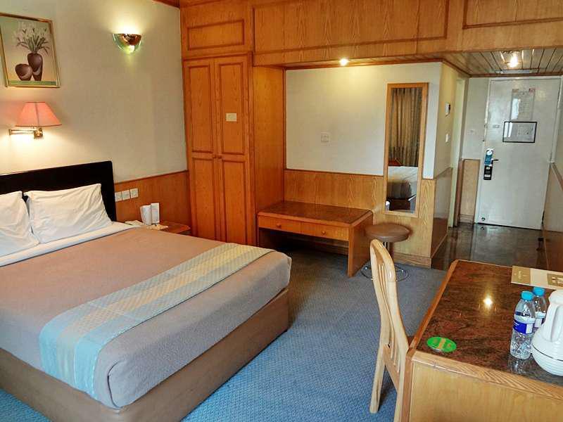 Grand Astoria Hotel Дубай Экстерьер фото
